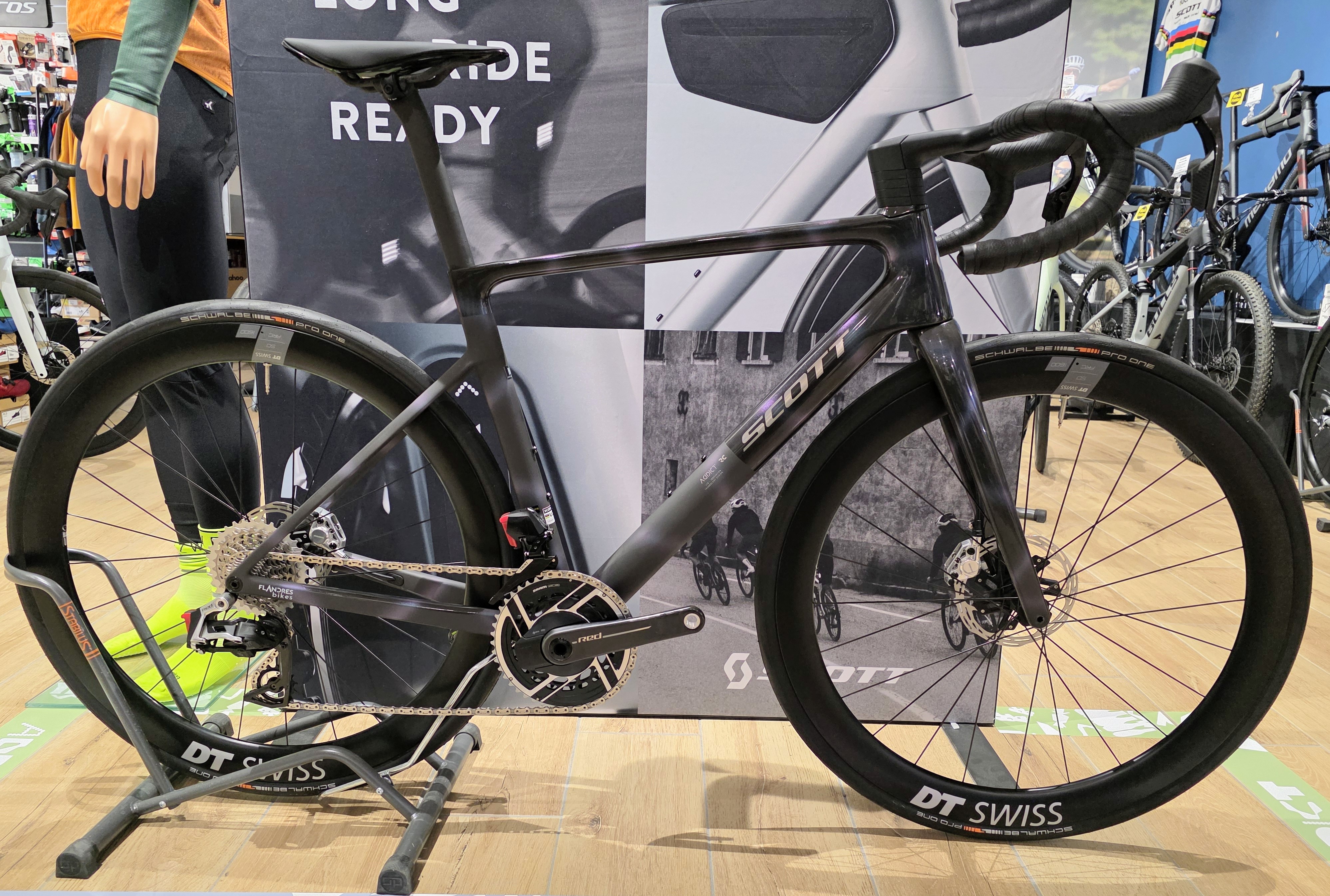 Fiche produit du Scott SCOTT Addict RC Ultimate SL 2026 - TAILLE M -