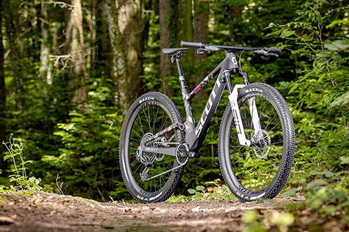 Flandres Bikes - Scott Spark RC 2025 x RockShox Flight Attendant